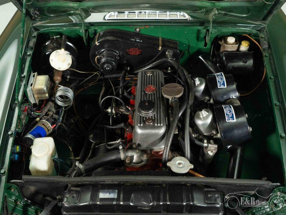 Afbeelding 19/19 van MG MGB GT (1966)