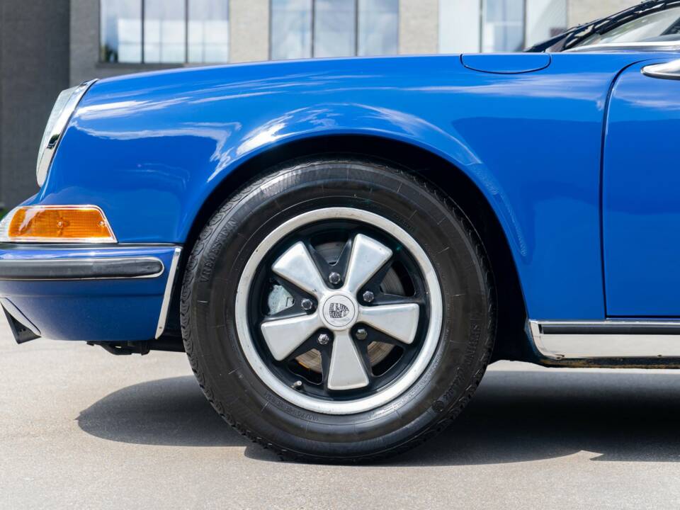 Image 5/34 de Porsche 911 2.0 E (1969)