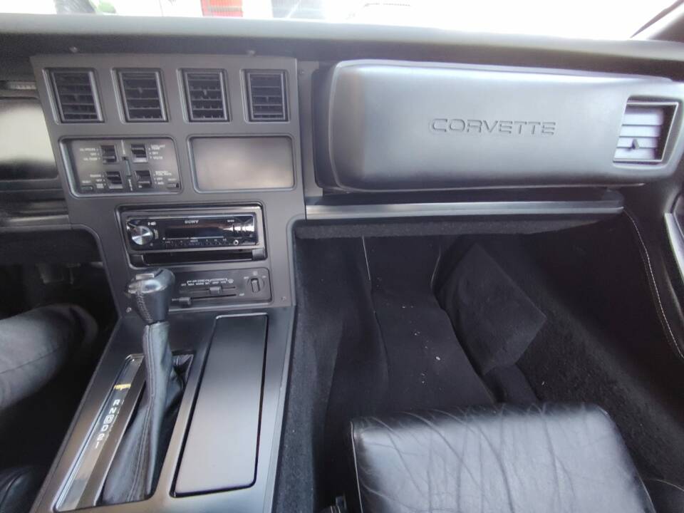Imagen 62/82 de Chevrolet Corvette (1984)