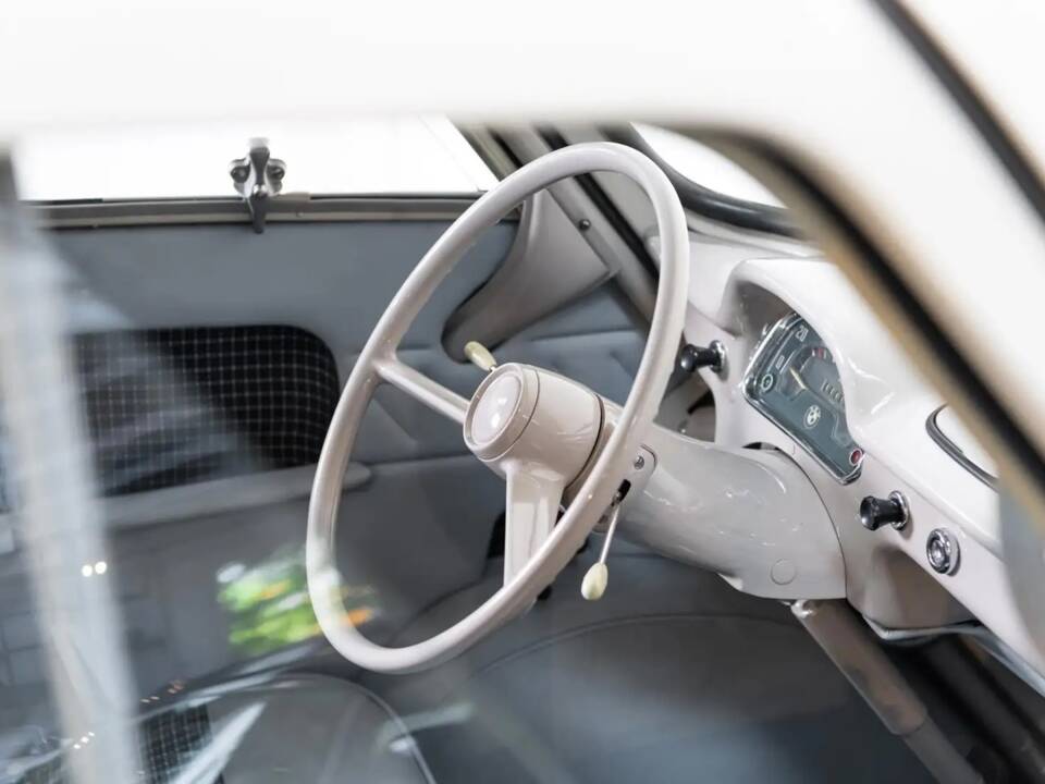 Image 19/34 de BMW 600 (1959)