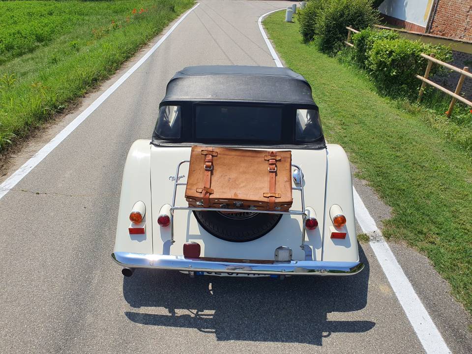 Image 18/33 of Morgan Plus 4 2-Seater (1994)