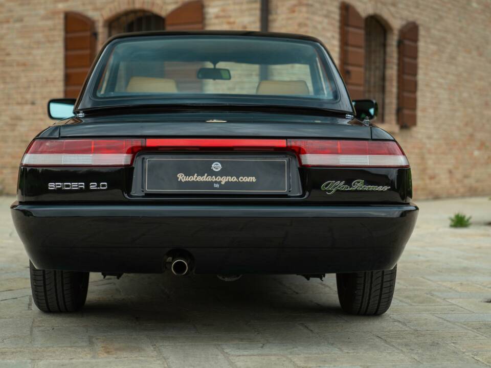 Image 8/50 of Alfa Romeo 2.0 Spider (1991)