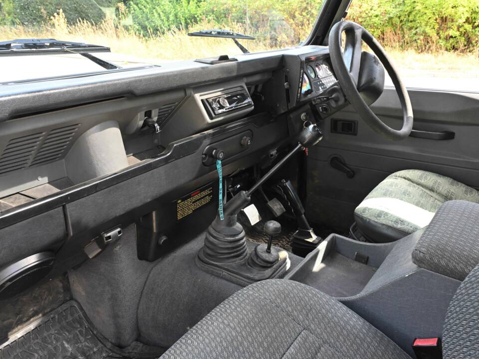 Image 44/50 of Land Rover Defender 110 300Tdi (1998)