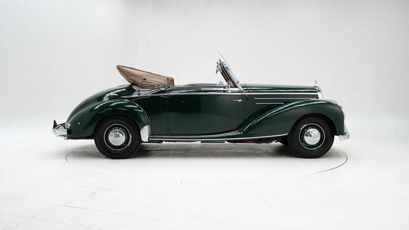 Image 2/4 of Mercedes-Benz 220 Cabriolet A (1953)