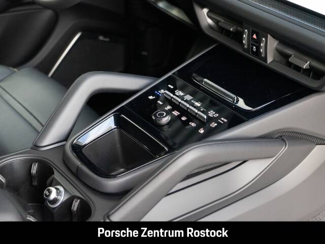 Obraz 21/33 pojazdu Porsche Cayenne Coupé Turbo S E-Hybrid (2026)