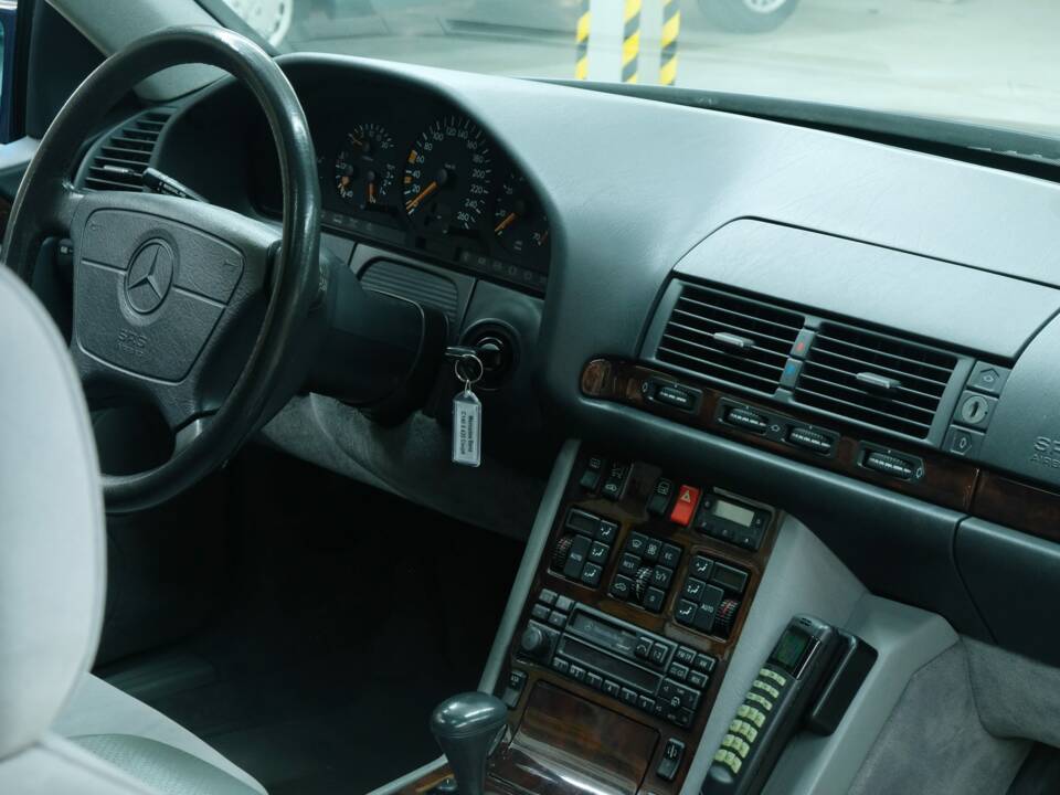 Bild 28/50 von Mercedes-Benz S 420 C (1994)