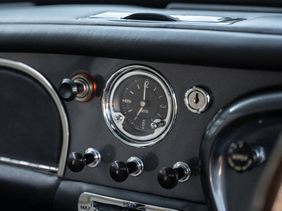Bild 34/56 von Aston Martin DB 4 (1958)