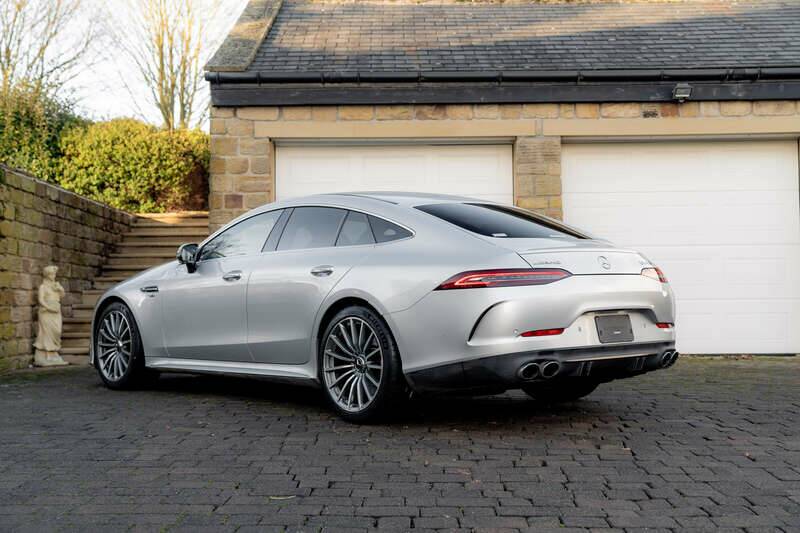 Image 4/50 of Mercedes-AMG GT 43 (2020)