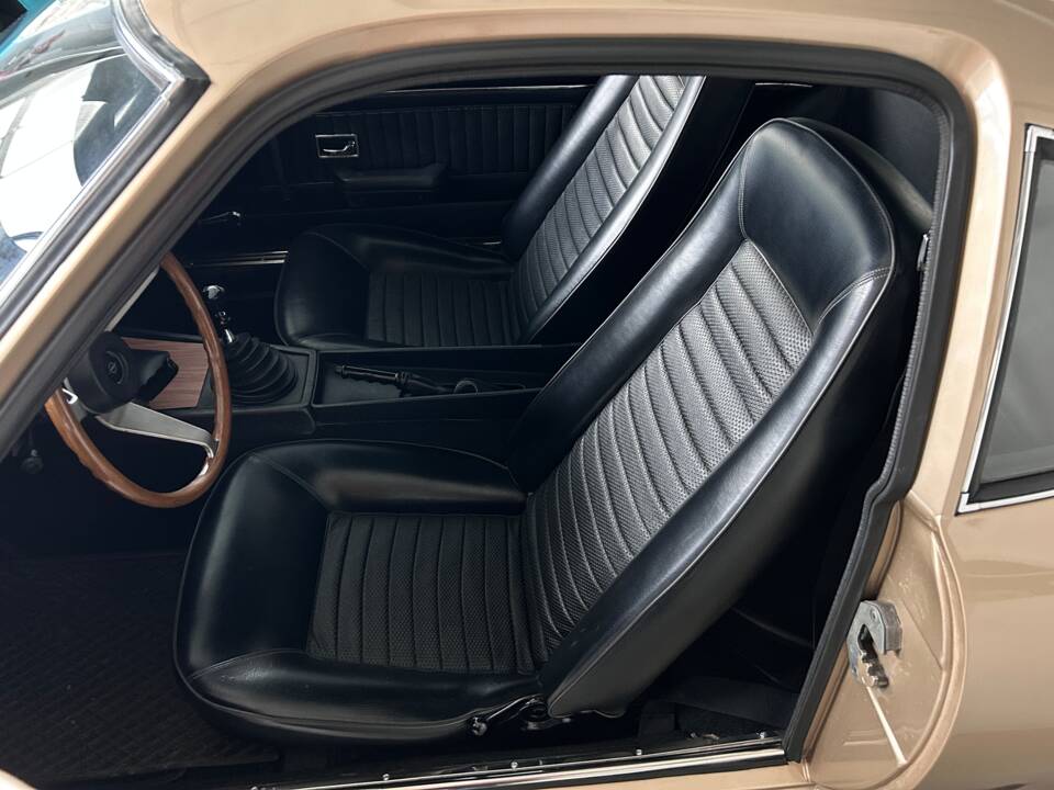 Image 12/35 of Opel GT 1900 (1970)