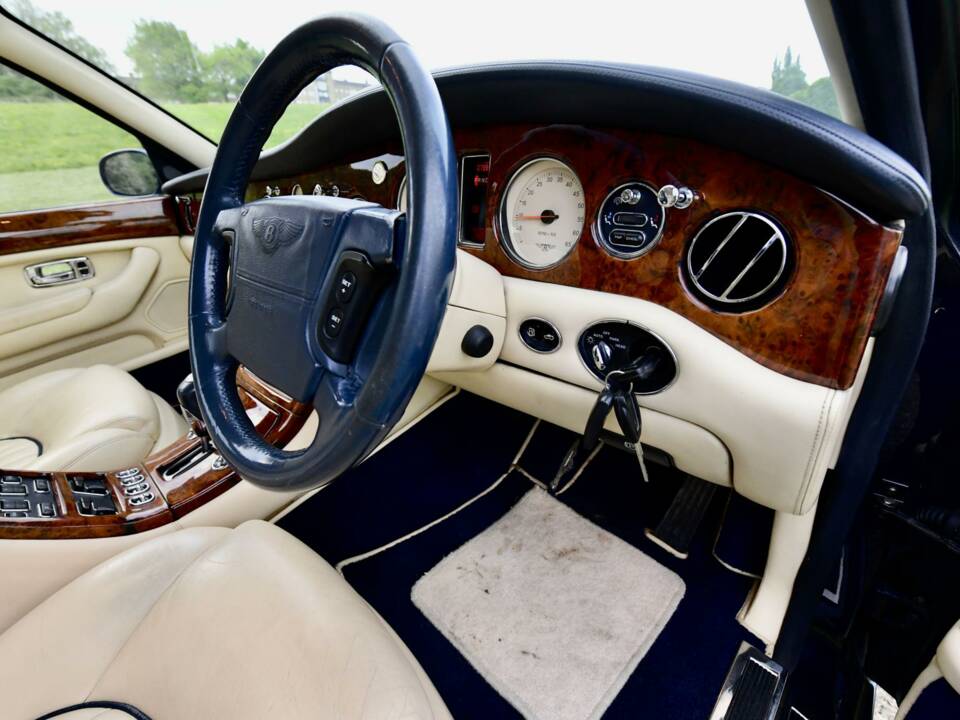 Imagen 32/50 de Bentley Arnage Green Label (1999)