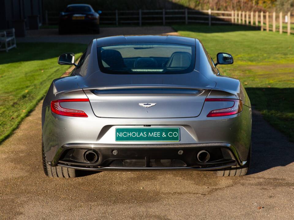 Bild 95/96 von Aston Martin Vanquish (2015)