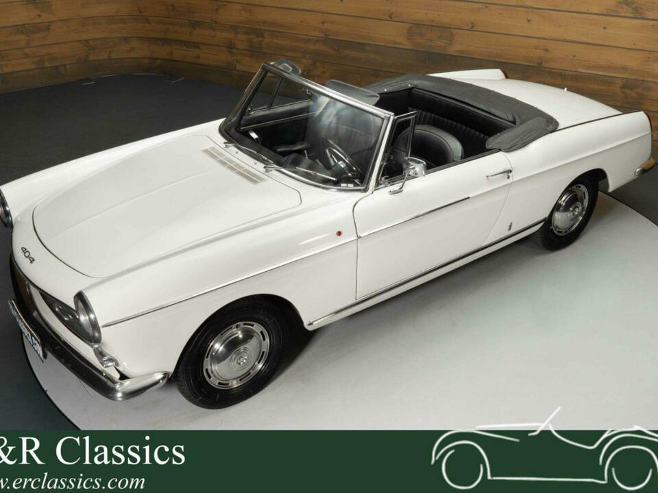 Bild 1/19 von Peugeot 404 Cabriolet (1966)