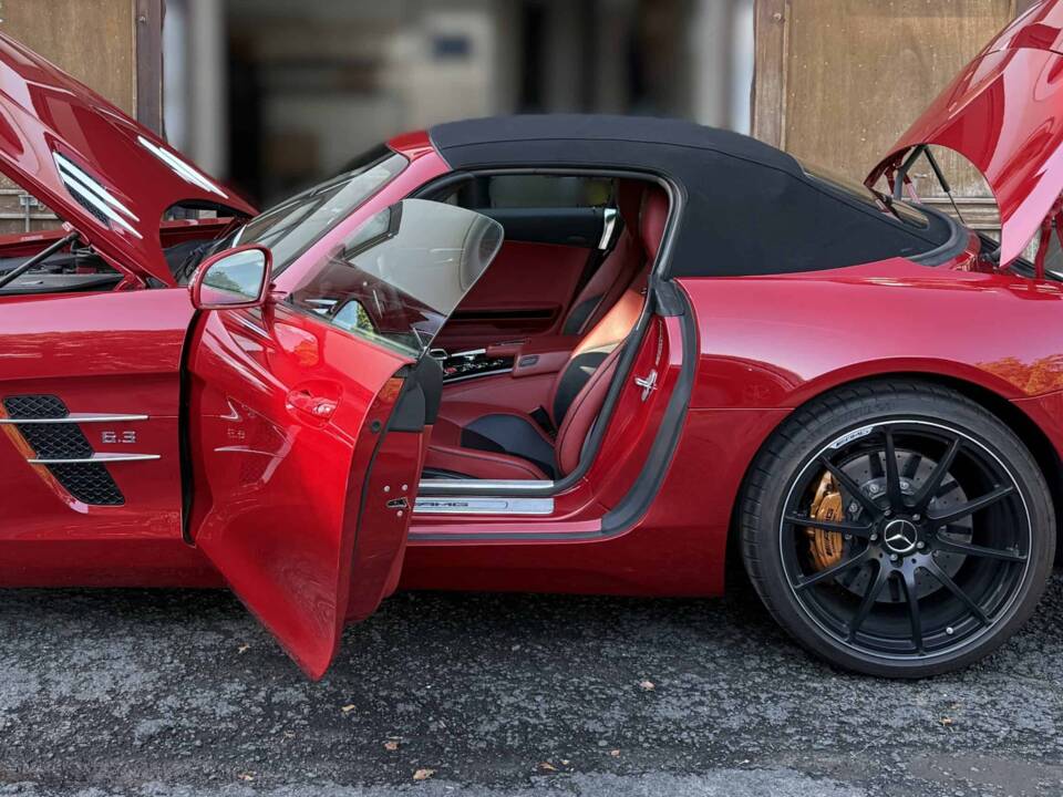 Bild 24/46 von Mercedes-Benz SLS AMG Roadster (2012)