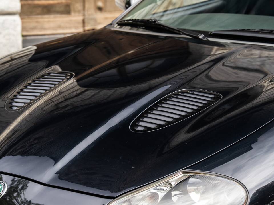 Image 11/41 de Jaguar XKR (2003)