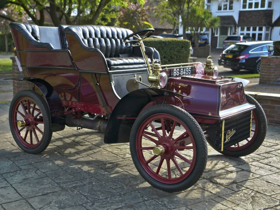 Bild 3/50 von Cadillac Model B Surrey (1904)