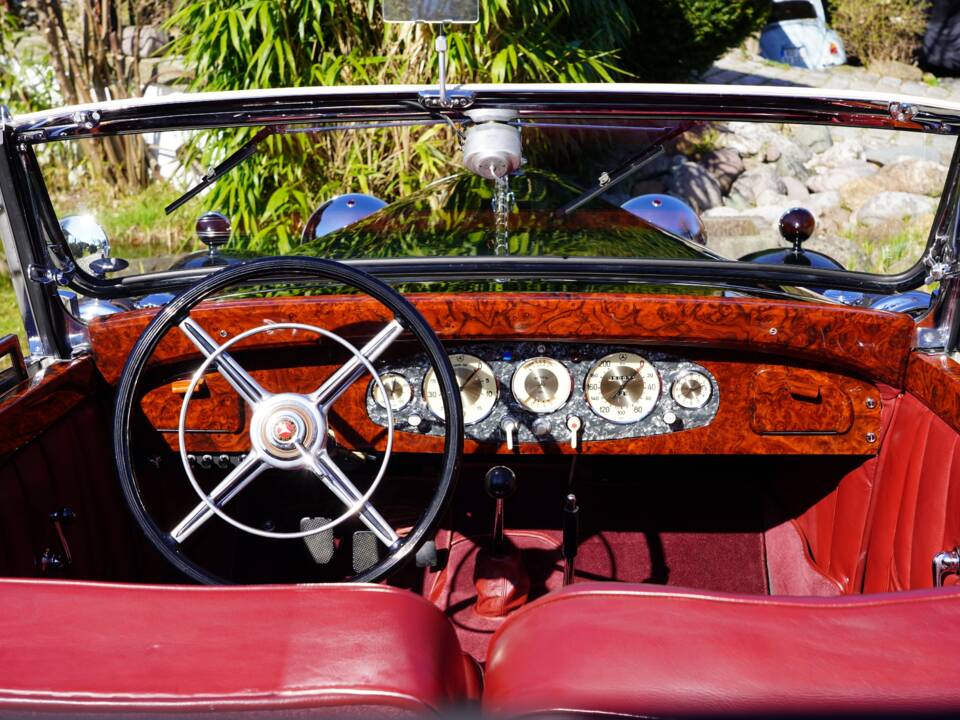 Afbeelding 2/18 van Mercedes-Benz 500 K Cabriolet C (1935)