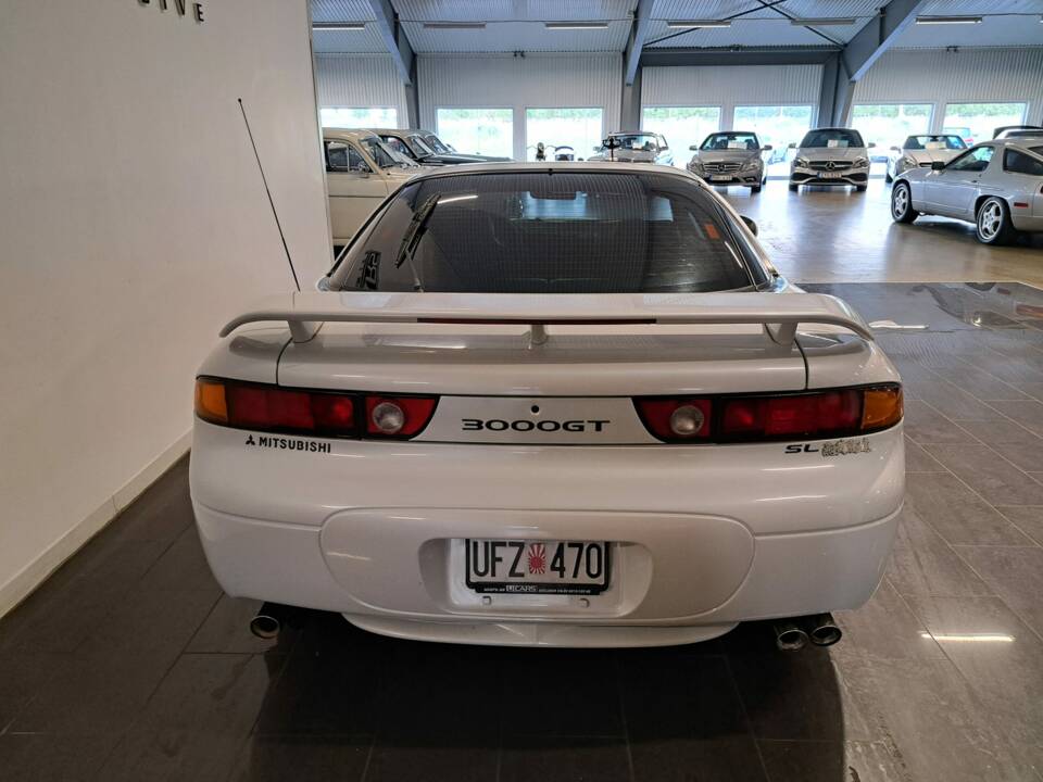 Image 2/5 of Mitsubishi 3000 GT (1996)