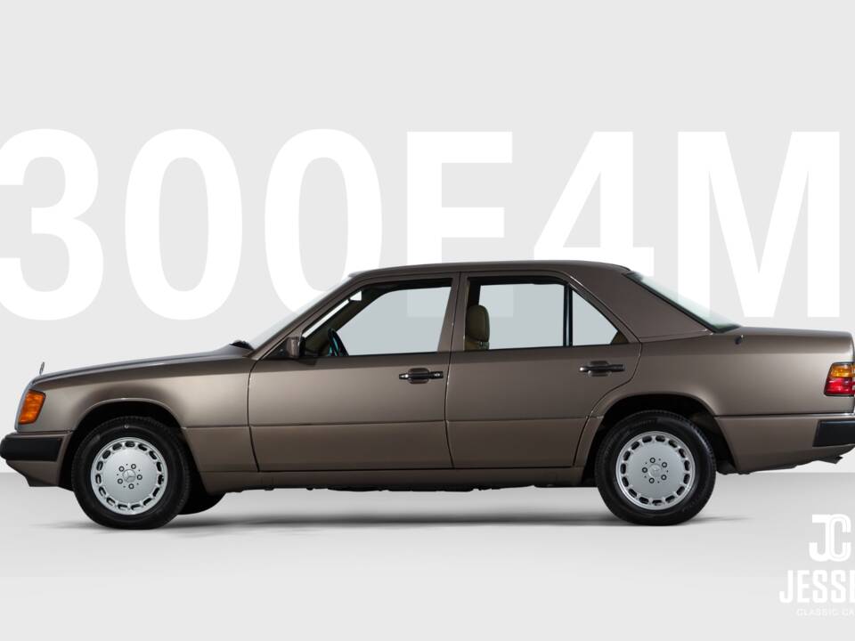 Bild 1/53 von Mercedes-Benz 300 E 4-Matic (1993)