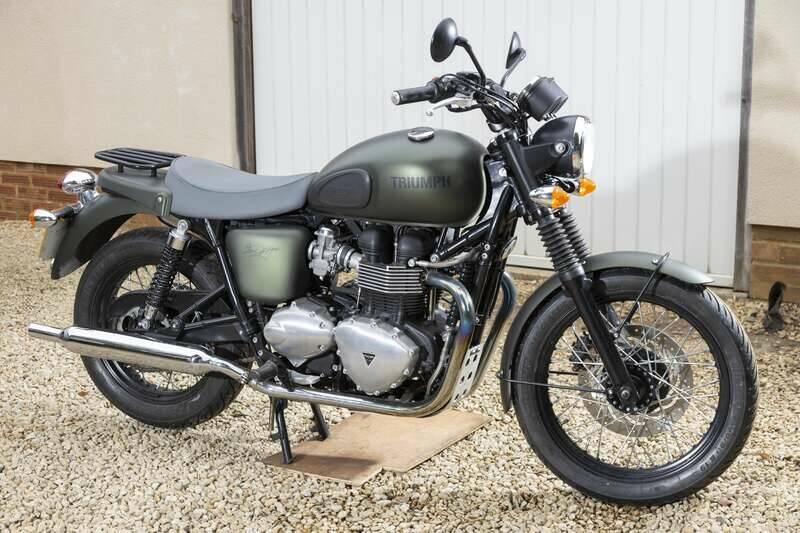 Image 27/38 of Triumph Bonneville T100 McQueen (2012)