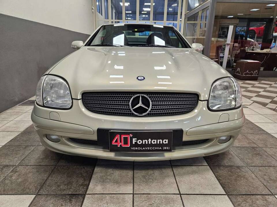 Bild 3/15 von Mercedes-Benz SLK 230 Kompressor (2000)