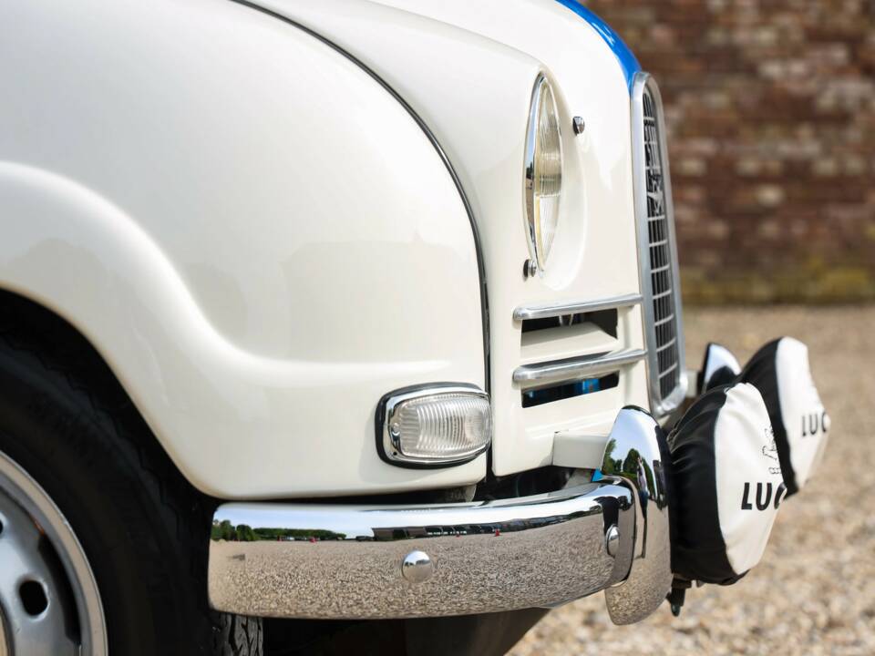 Imagen 42/50 de Saab 96 (1962)