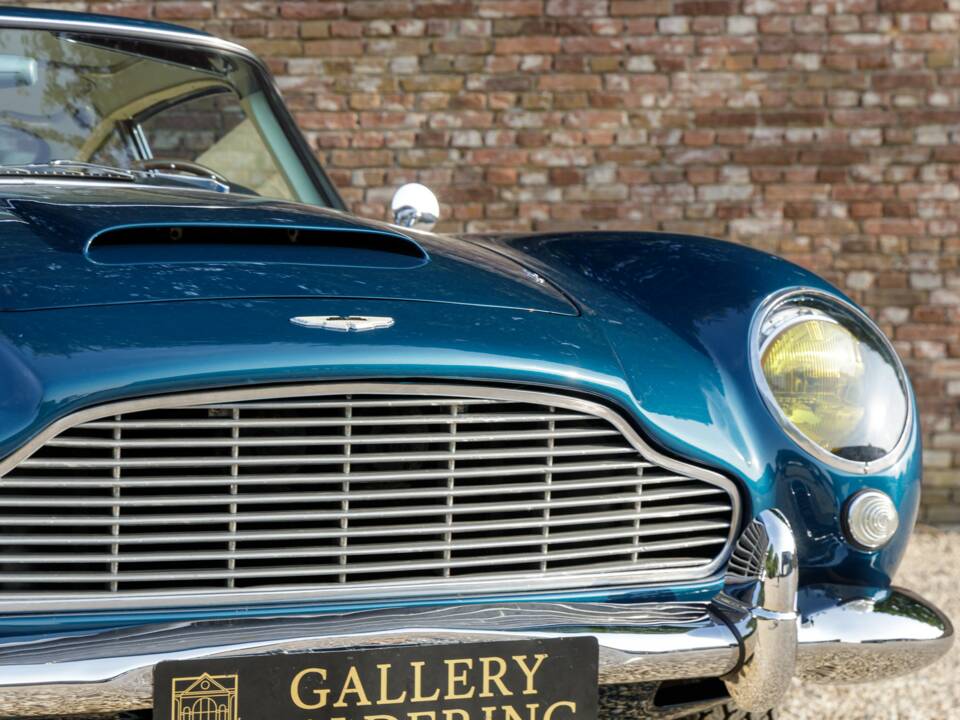 Afbeelding 29/50 van Aston Martin DB 4 Vantage (1962)