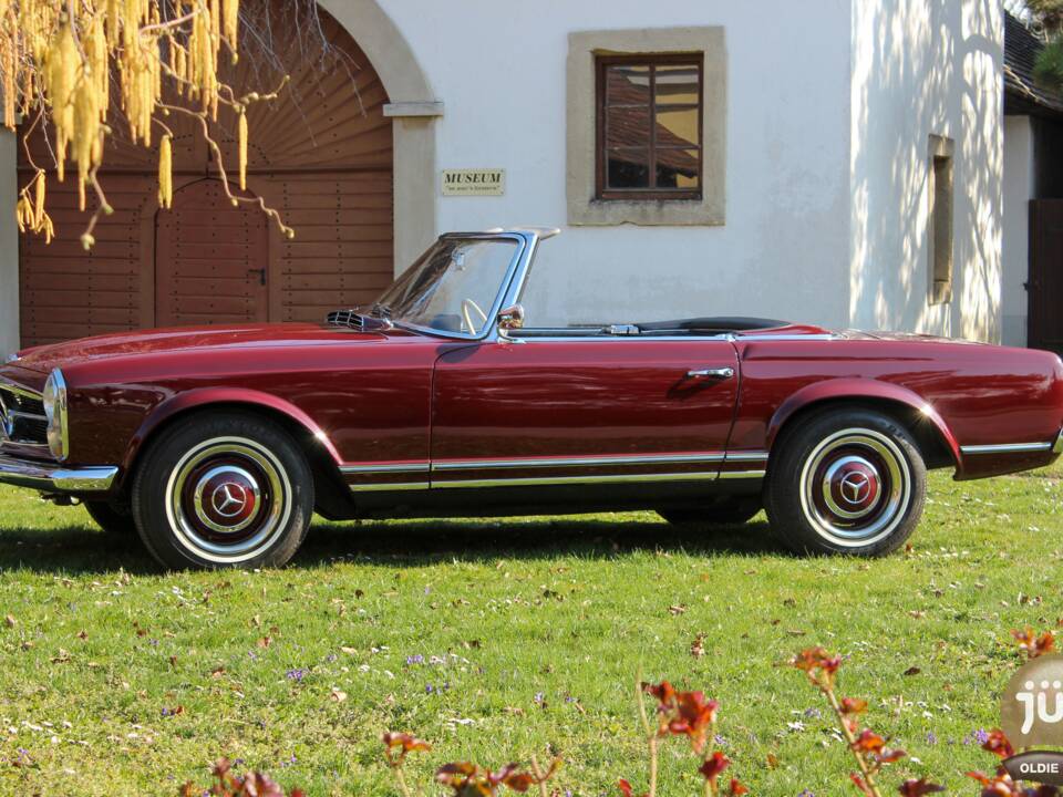 Bild 6/20 von Mercedes-Benz 230 SL (1965)