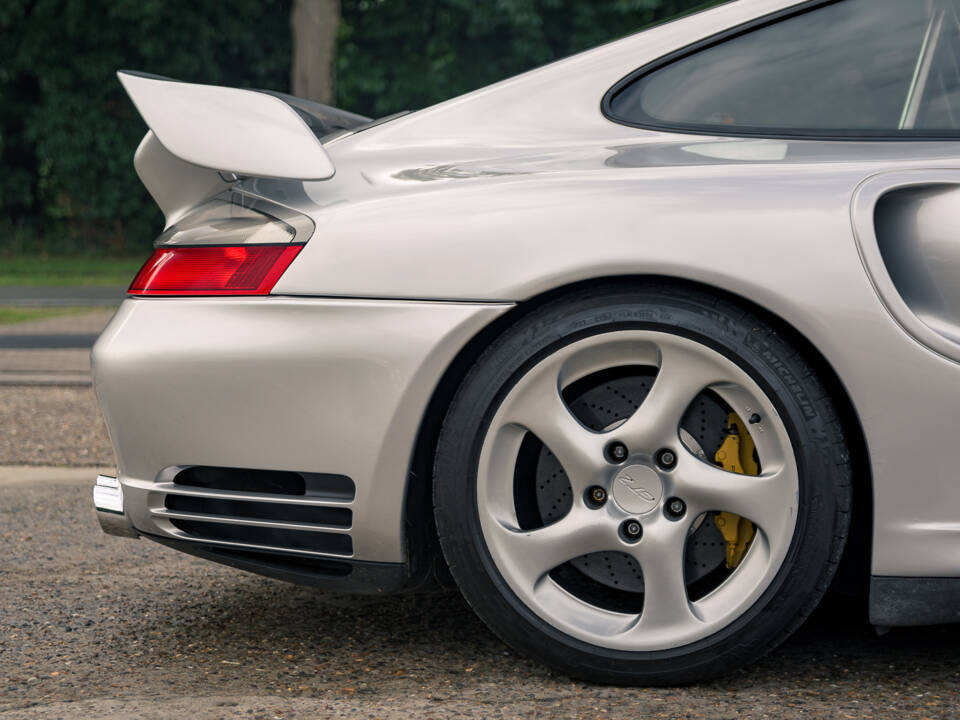 Imagen 29/61 de Porsche 911 GT2 Clubsport (2001)