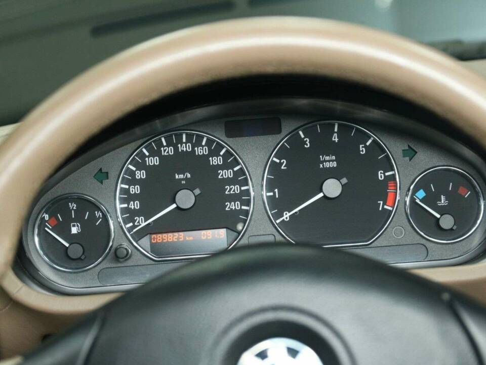 Bild 14/30 von BMW Z3 2.8i (1999)