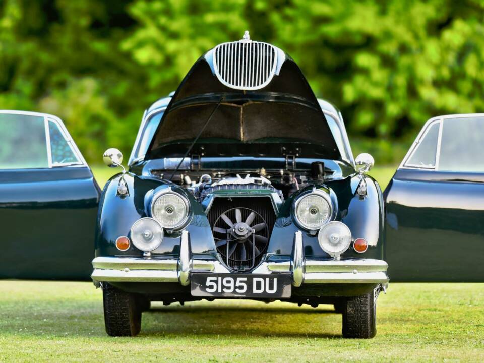 Image 17/50 of Jaguar XK 150 FHC (1960)