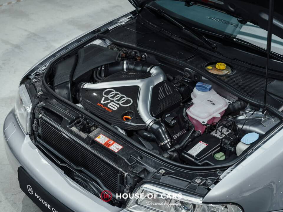 Bild 12/24 von Audi RS4 Avant (2001)