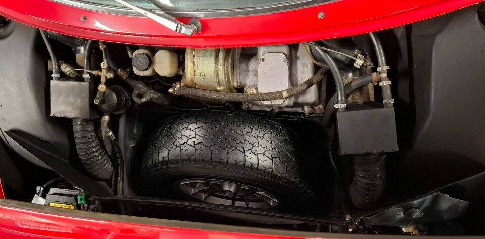 Image 30/45 of Ferrari Dino 208 GT4 (1976)