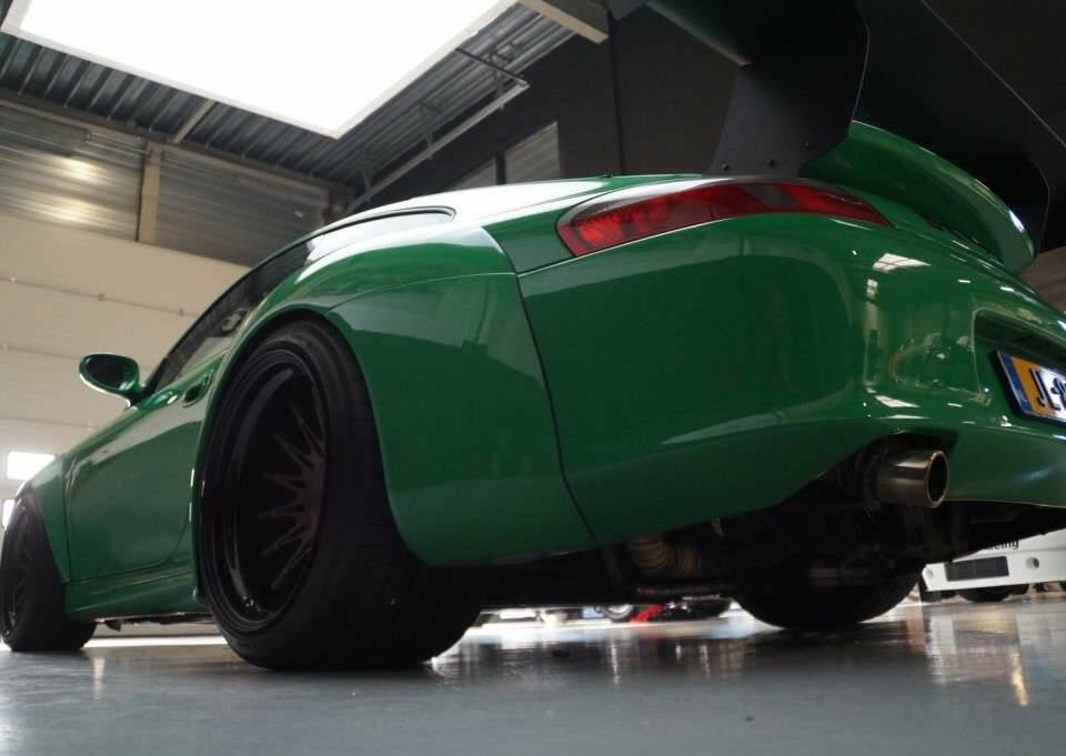 Bild 46/50 von Porsche 911 Carrera 4 RWB (1999)