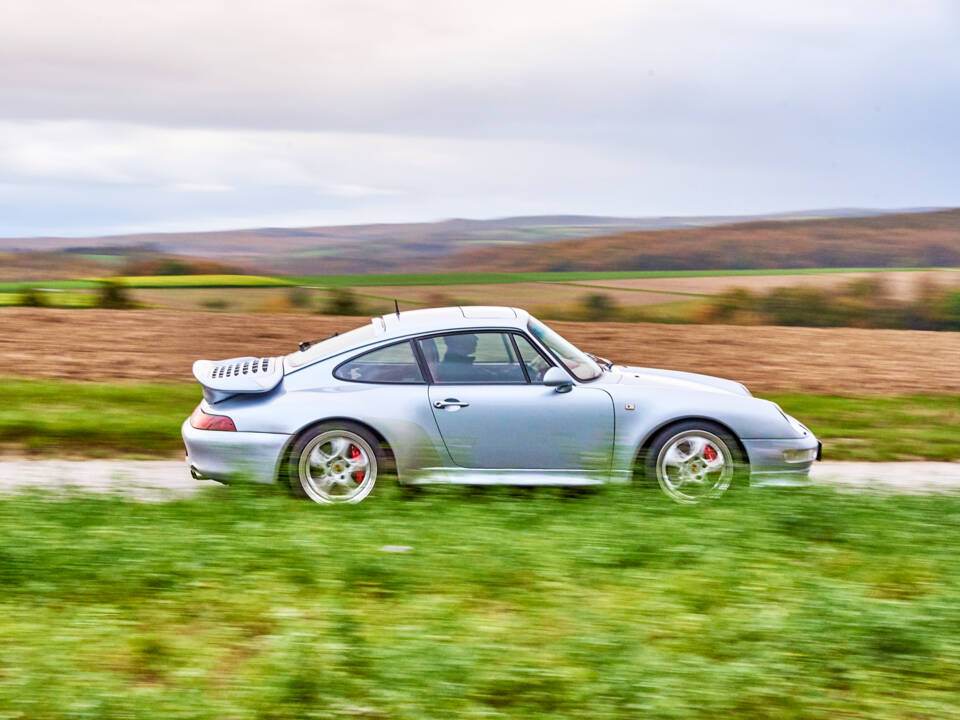 Bild 2/33 von Porsche 911 Turbo (1997)