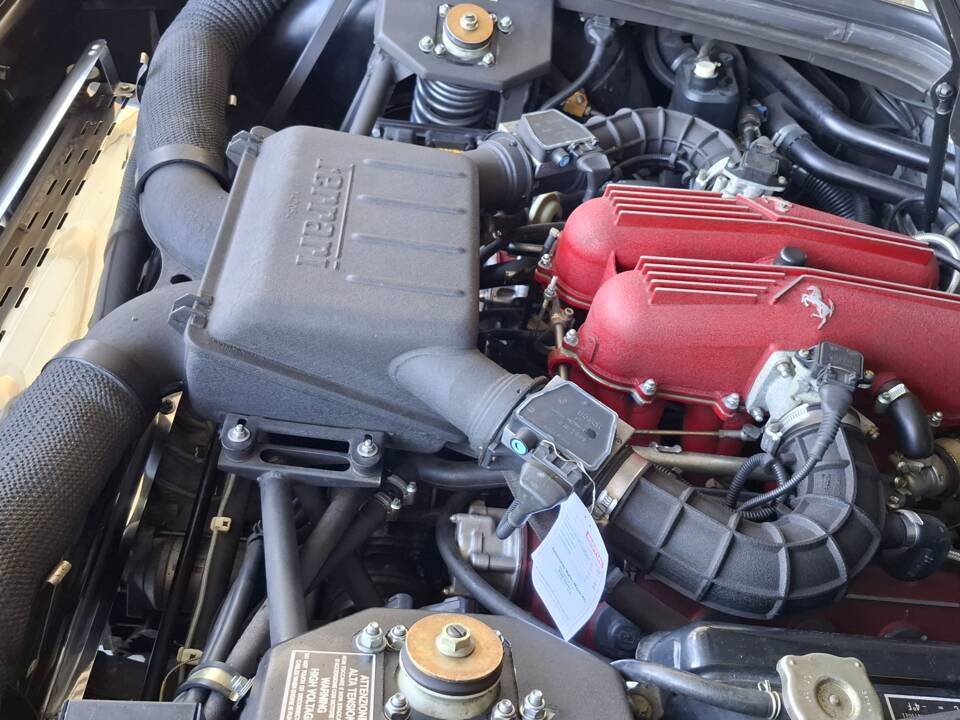 Immagine 22/37 di Ferrari 348 GTS (1994)