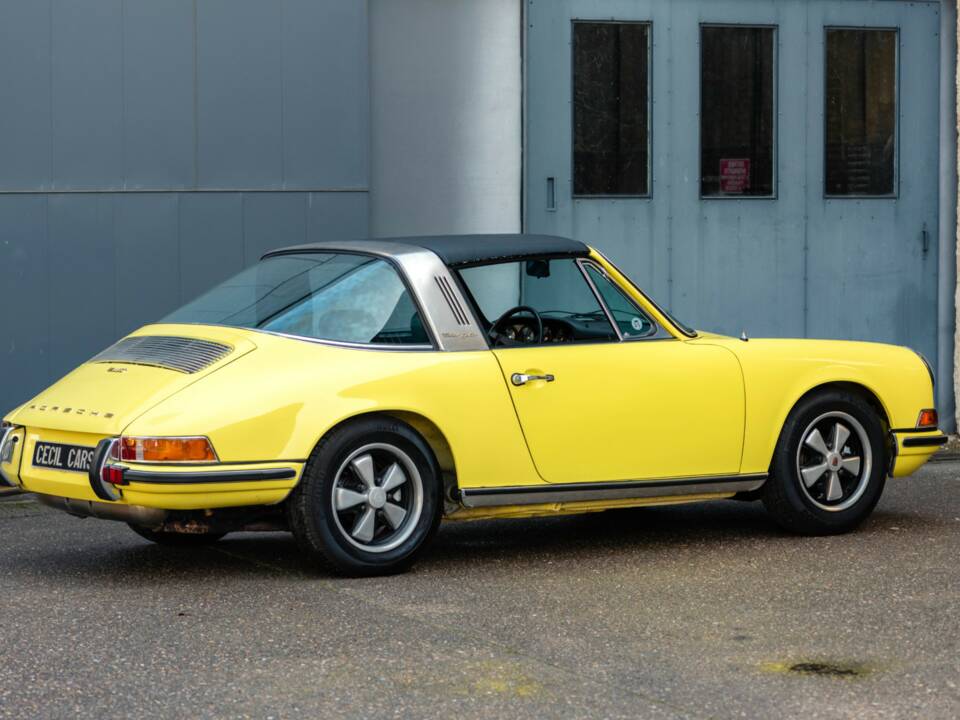 Image 22/48 of Porsche 911 2.2 T (1971)