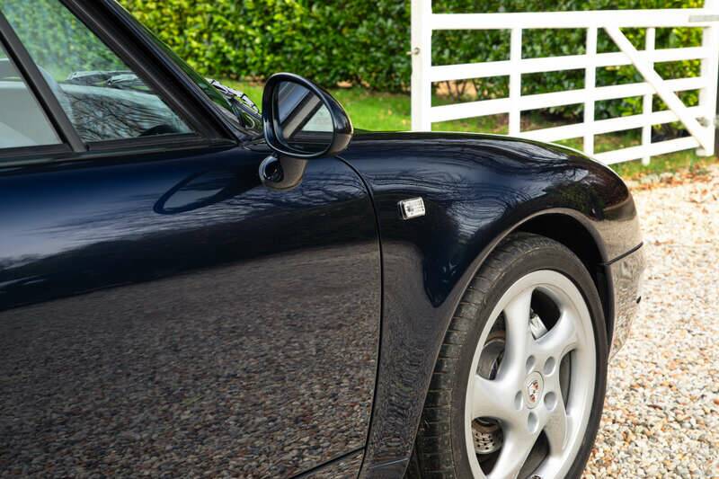 Bild 38/50 von Porsche 911 Carrera 4 (1995)