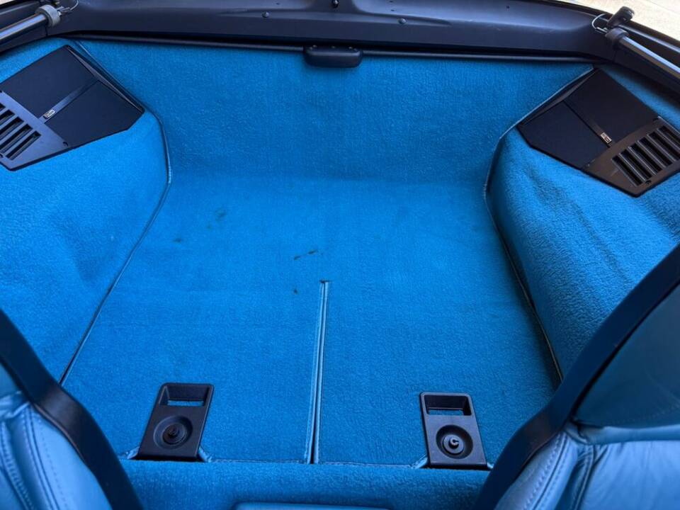 Bild 14/22 von Chevrolet Corvette (1989)