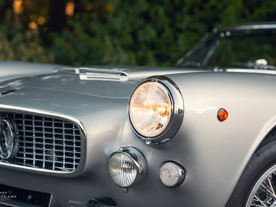 Immagine 2/14 di Maserati 3500 GTI Spyder Vignale (1962)