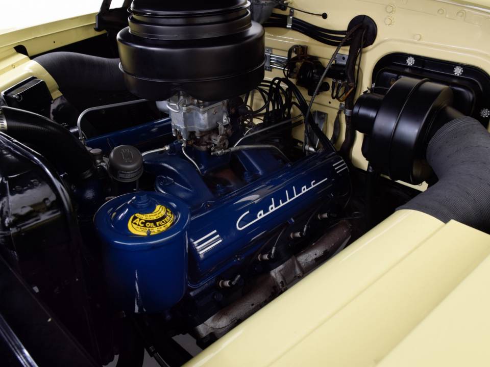 Image 44/47 of Cadillac 62 Convertible (1949)