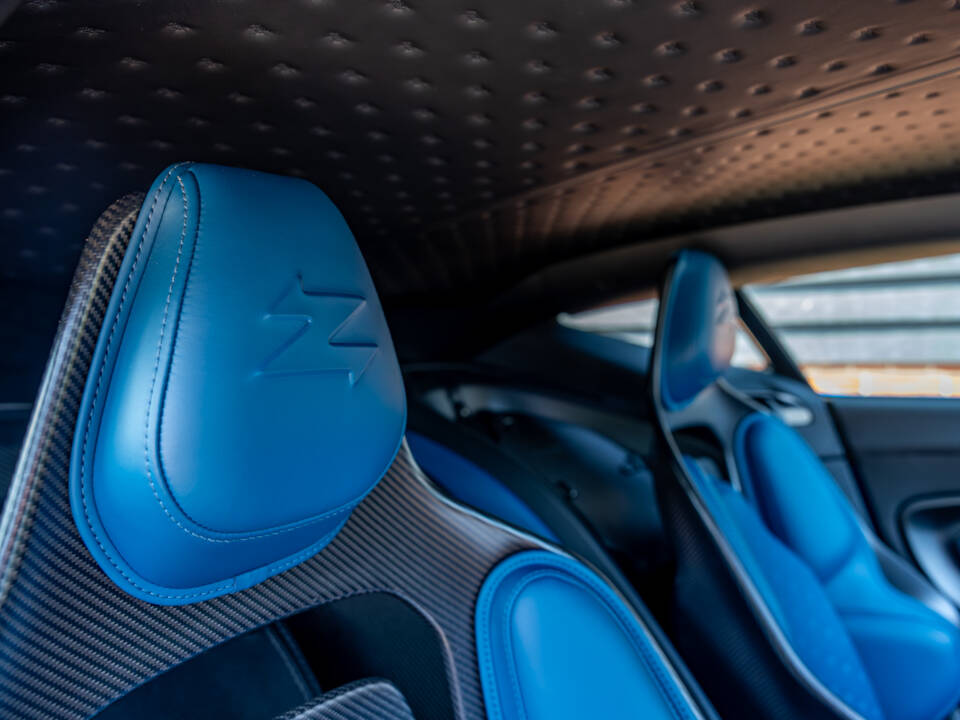 Bild 44/98 von Aston Martin DBS Superleggera Volante (2020)