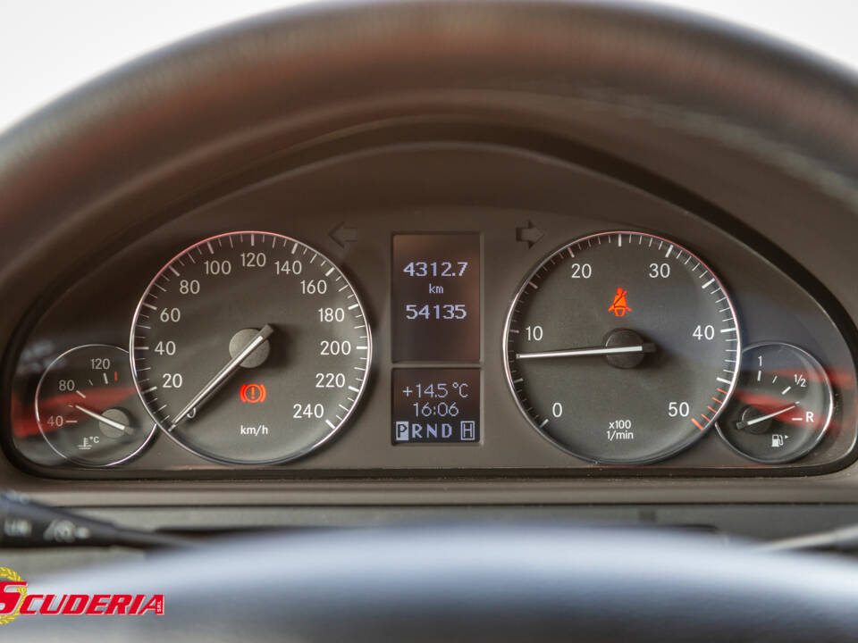 Image 21/25 of Mercedes-Benz G 350 CDI (2009)