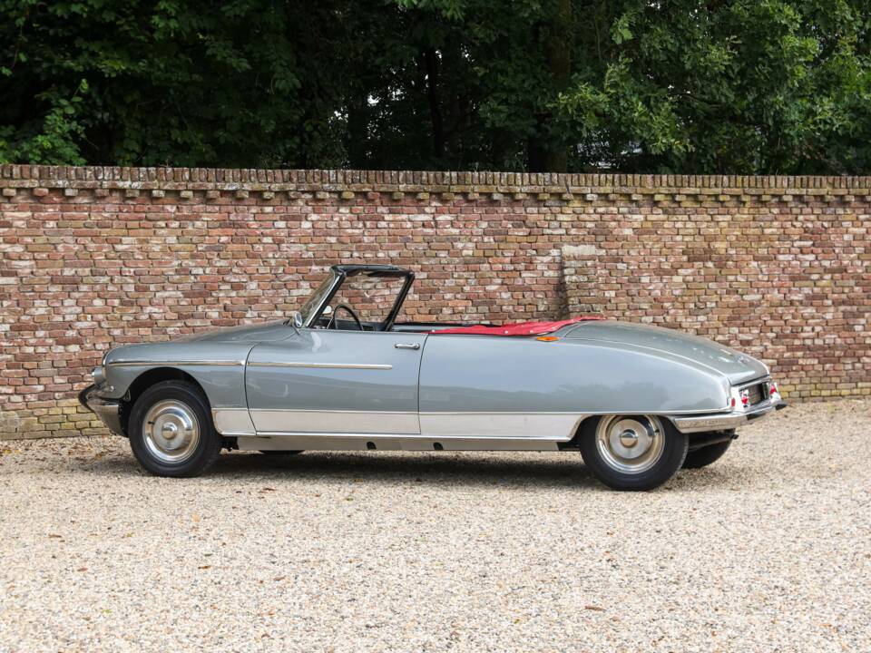 Obraz 39/50 pojazdu Citroën DS 21 Chapron (1963)