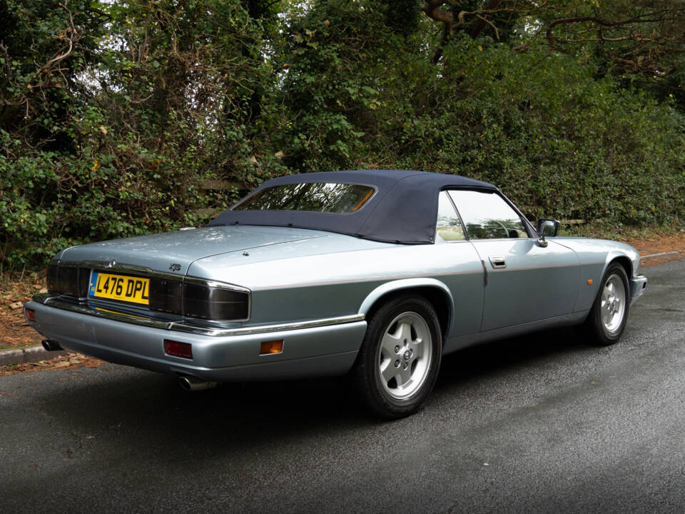 Image 6/19 de Jaguar XJS 4.0 (1994)