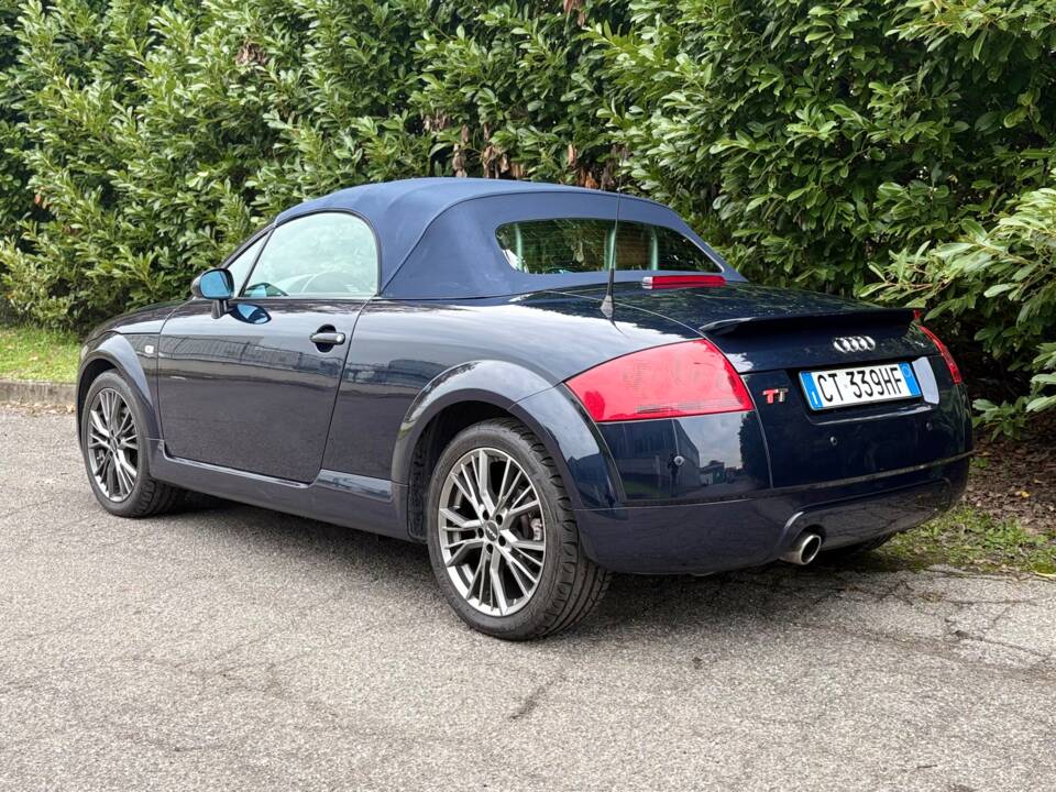 Image 4/14 of Audi TT 1.8 T (2006)