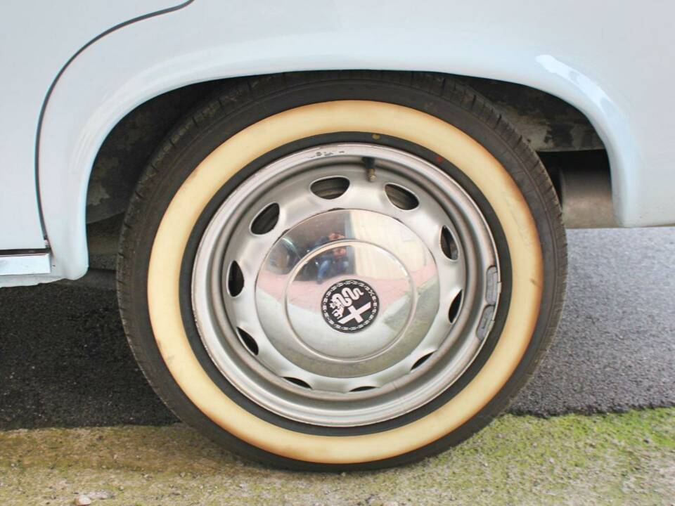 Image 15/47 of Alfa Romeo Giulietta TI (1961)