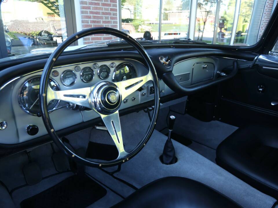 Bild 43/50 von Maserati 3500 GT Touring (1961)