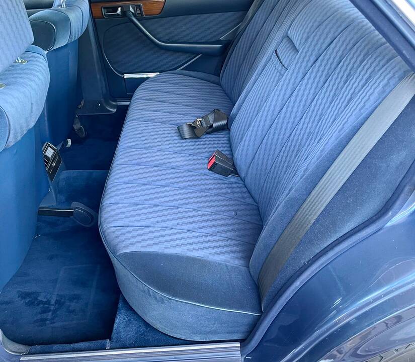 Bild 13/26 von Mercedes-Benz 280 SE (1983)