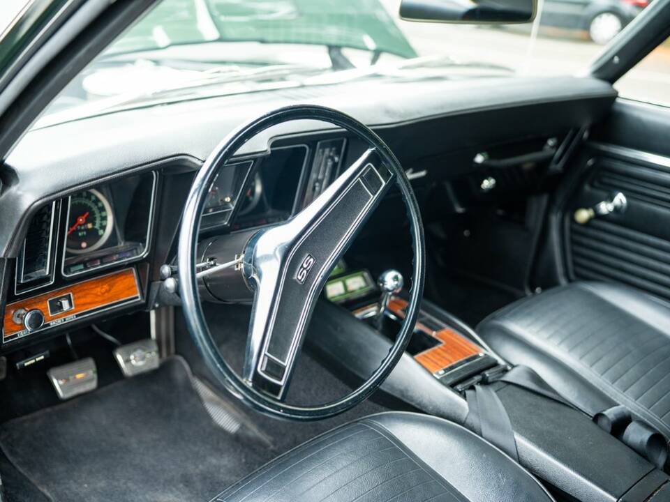 Image 2/8 of Chevrolet Camaro Z28 (1969)