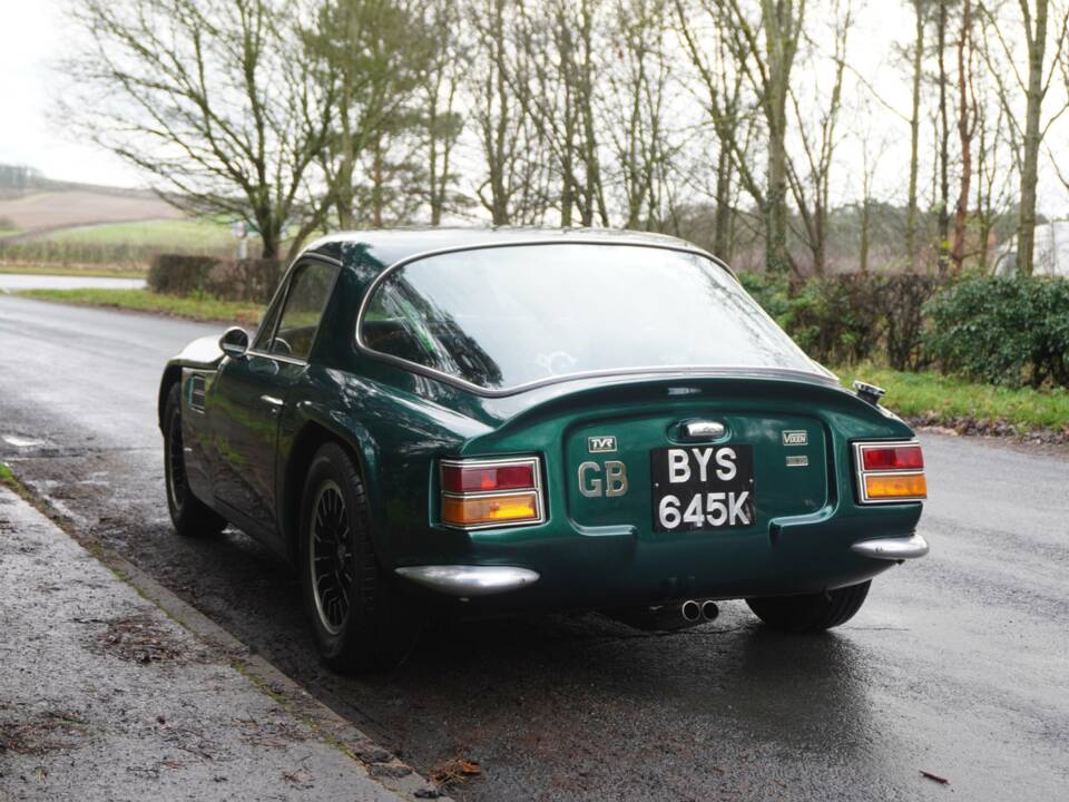 Image 4/17 of TVR Vixen Series 3 (1971)
